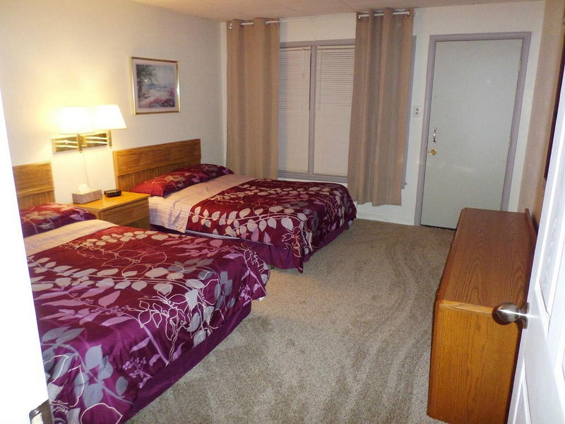 Elms Motel - 2014 Photos From Trip Advisor (newer photo)